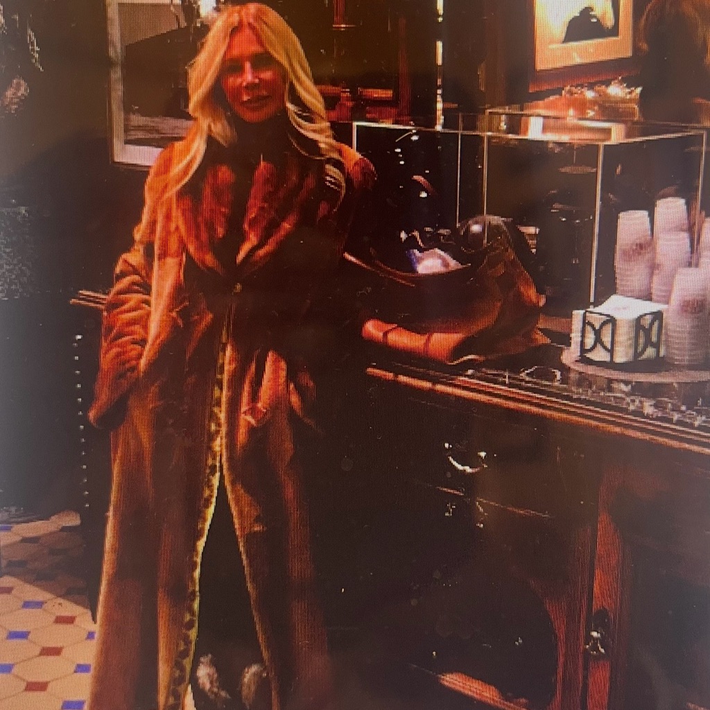 Stunning Women's Sheard Mink Fur Long Coat